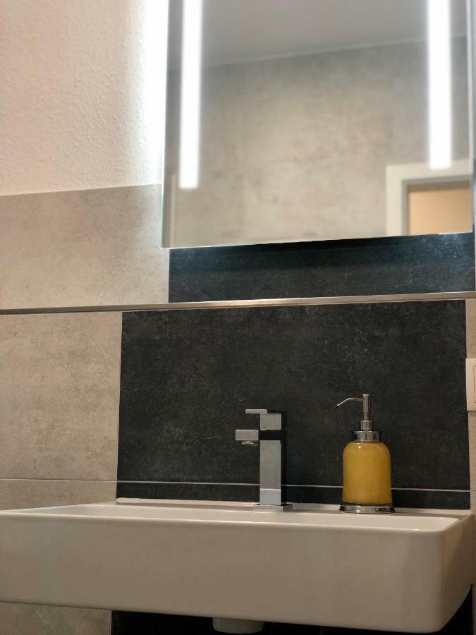 Apartment Am Schlossplatz Ерланген Екстериор снимка